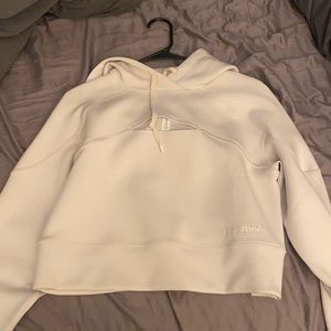 Lululemon cropped hoodie size 4